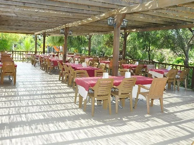 Club Serena فندق