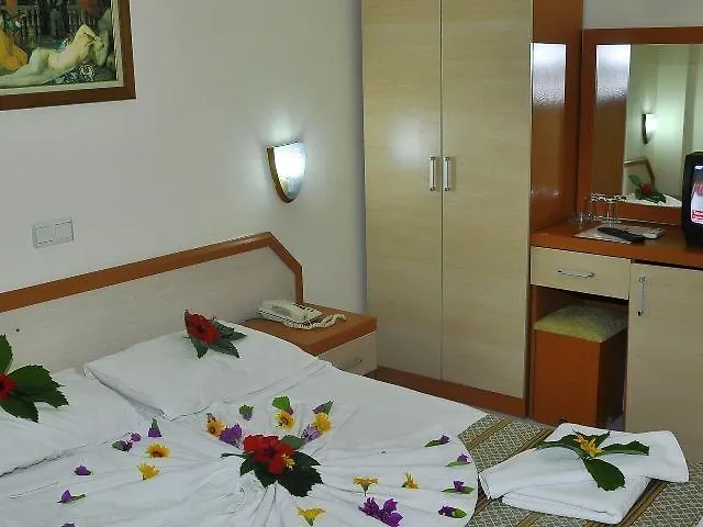 فندق Club Serena