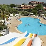 Club Serena