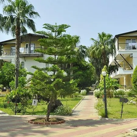 Hotel Club Serena 3*